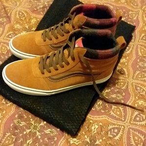 Vans Sk8 Hi's Limited Edition Suede/RARE/MINT